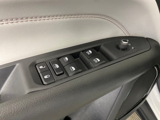 2023 Jeep Compass Limited in Shakopee, MN - Apple Used Autos Shakopee