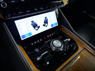 2022 Jeep Grand Wagoneer Series II