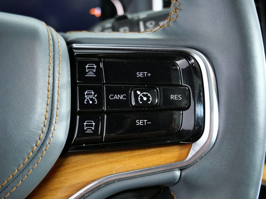 2022 Jeep Grand Wagoneer Series II