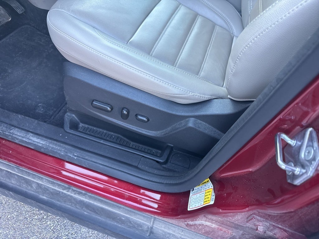 2017 Ford C-Max Hybrid Titanium