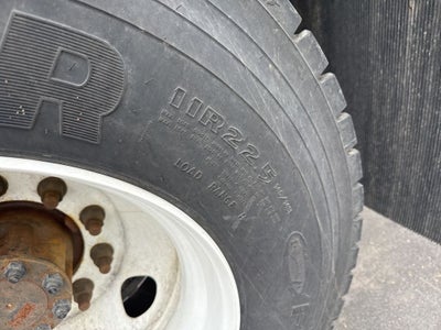 2022 Ford F-650SD Base XL