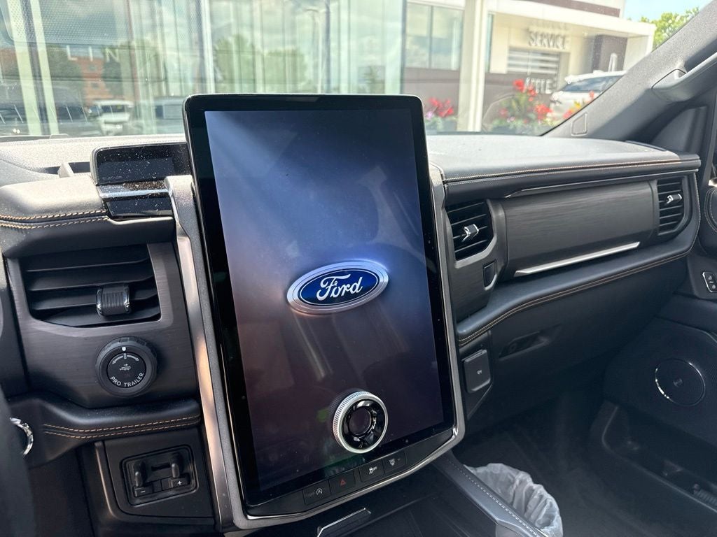 2024 Ford Expedition Platinum