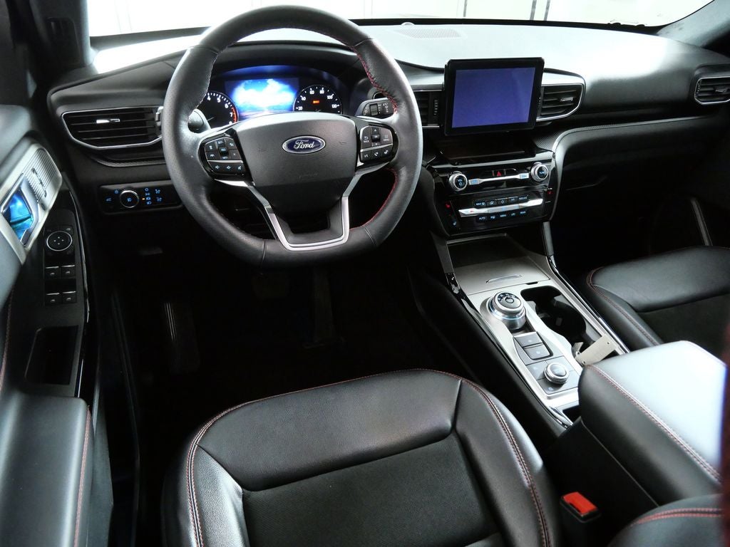 2023 Ford Explorer ST-Line