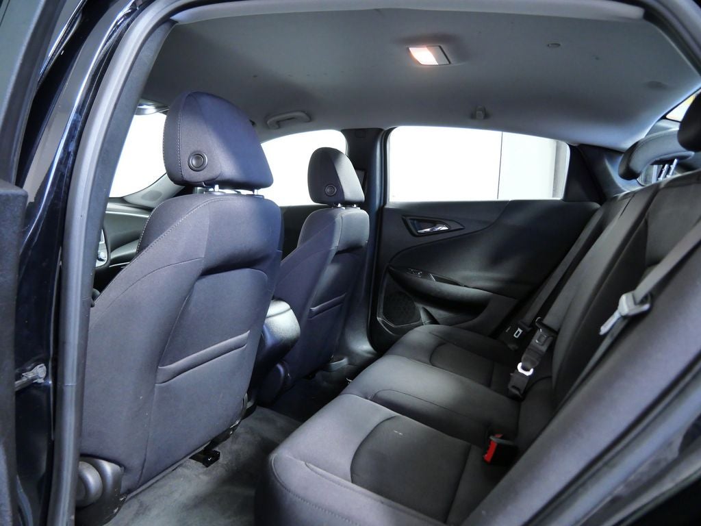 2022 Chevrolet Malibu LS 1LS