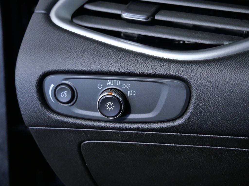 2022 Chevrolet Malibu LS 1LS