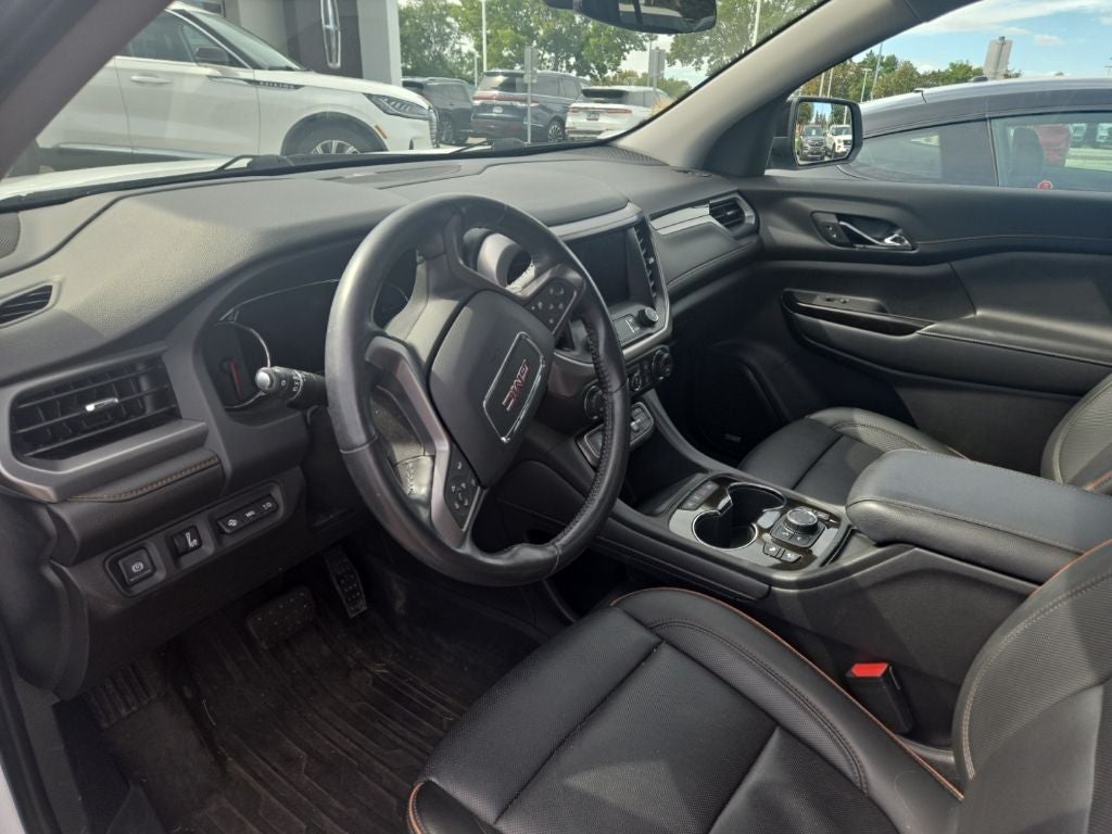 2021 GMC Acadia AT4
