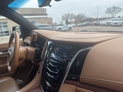 2017 Cadillac Escalade Platinum Edition