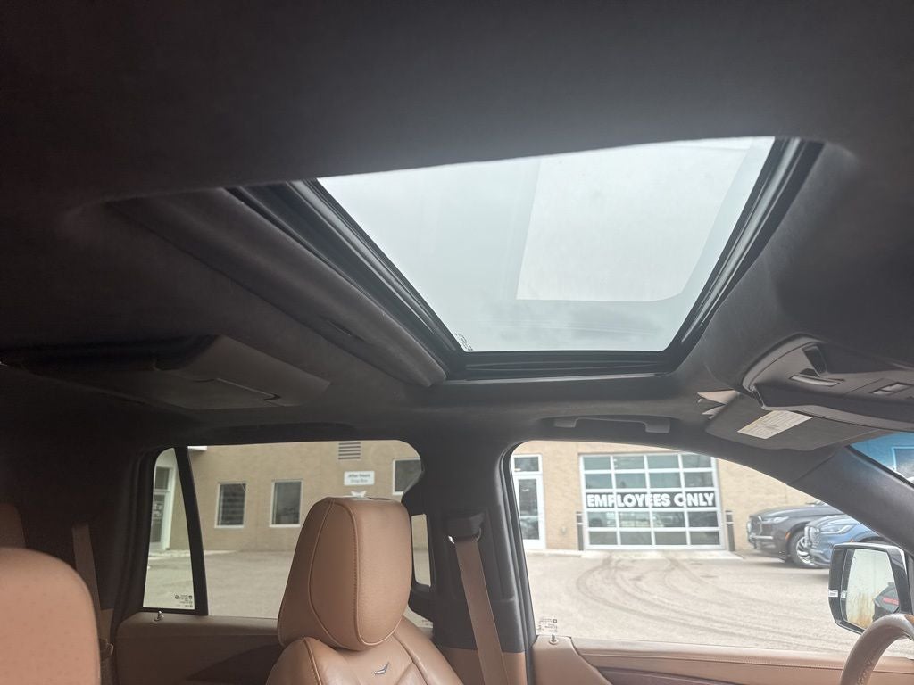 2017 Cadillac Escalade Platinum Edition