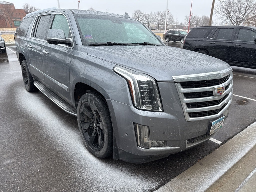 2018 Cadillac Escalade ESV Luxury