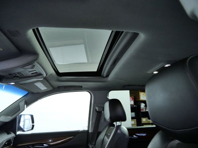 2018 Cadillac Escalade ESV Luxury