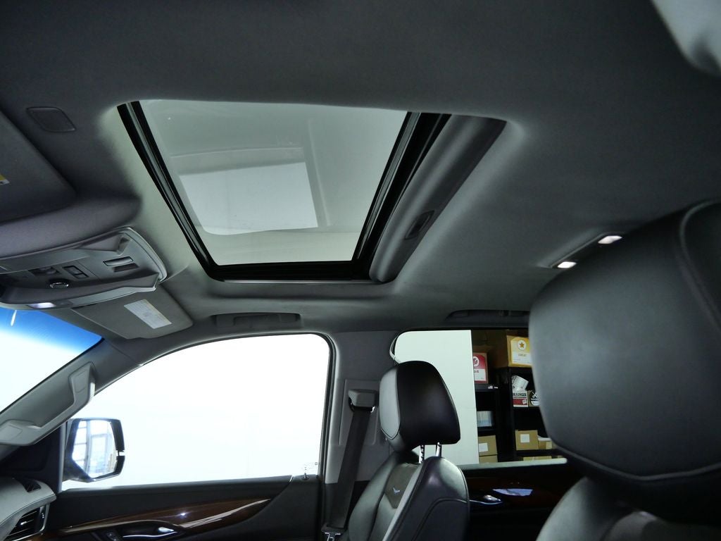 2018 Cadillac Escalade ESV Luxury