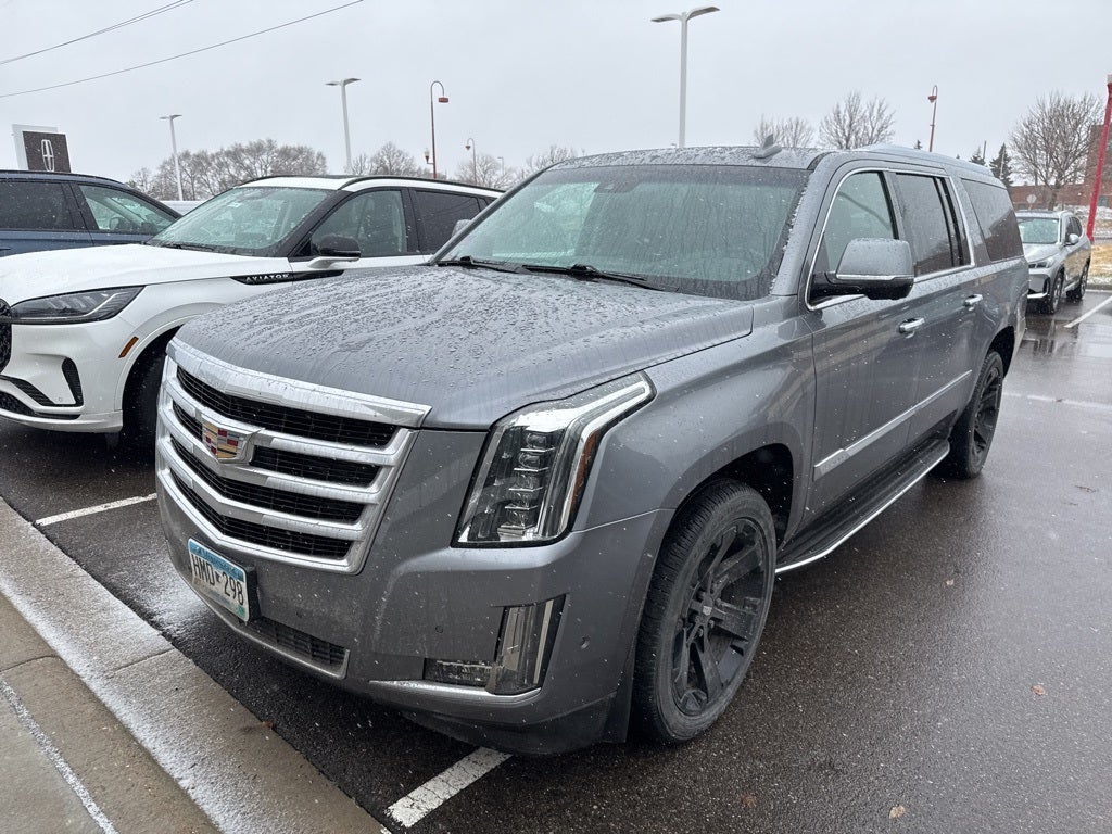2018 Cadillac Escalade ESV Luxury
