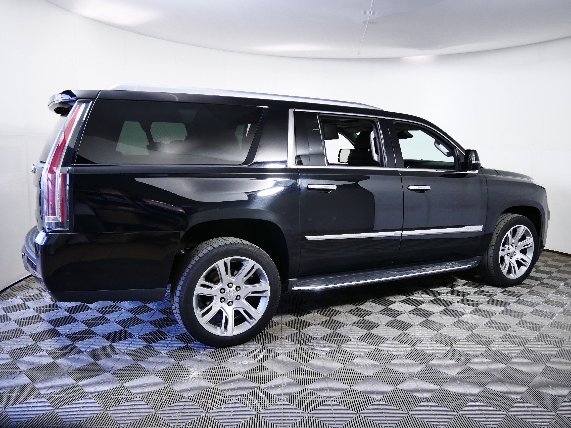 2020 Cadillac Escalade ESV Premium Luxury