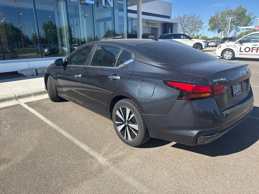 2021 Nissan Altima 2.5 SV