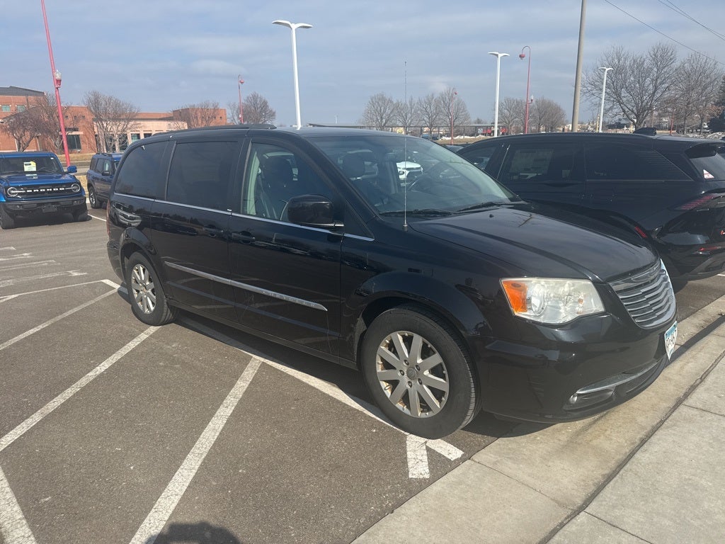 2013 Chrysler Town & Country Touring