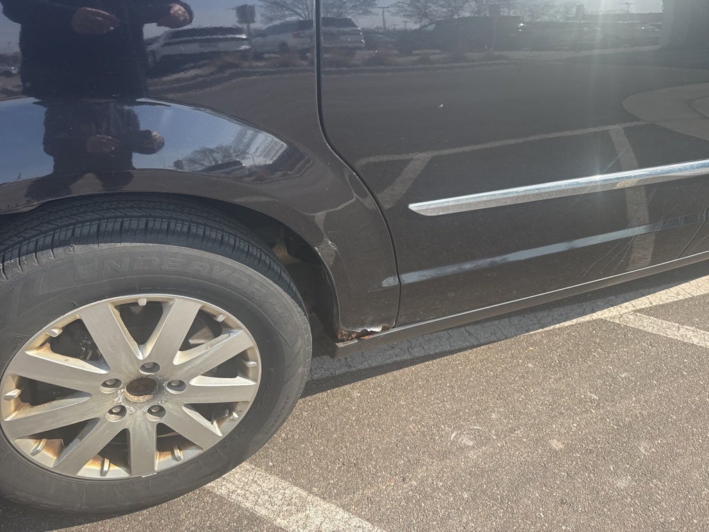 2013 Chrysler Town & Country Touring