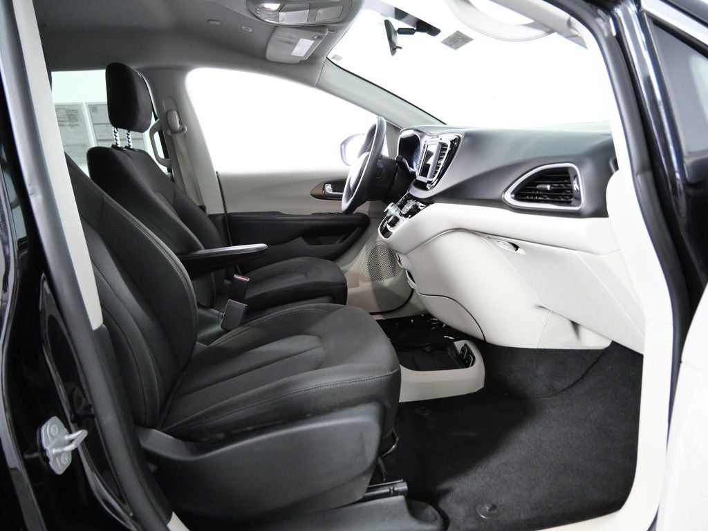 2018 Chrysler Pacifica Touring