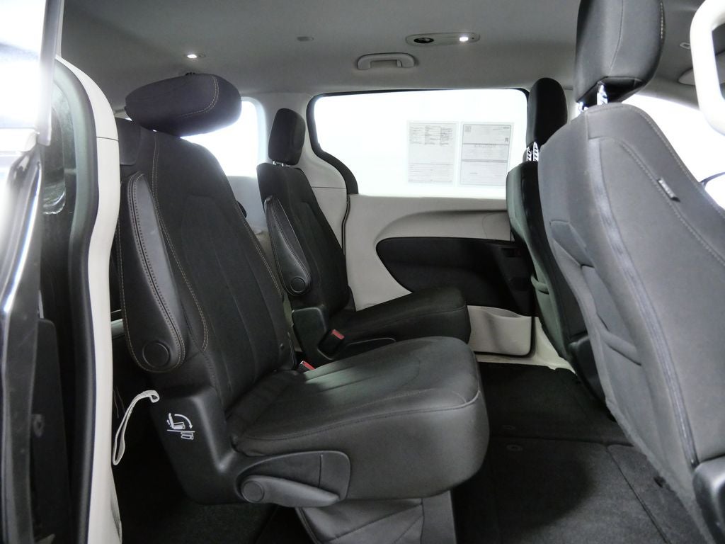 2018 Chrysler Pacifica Touring