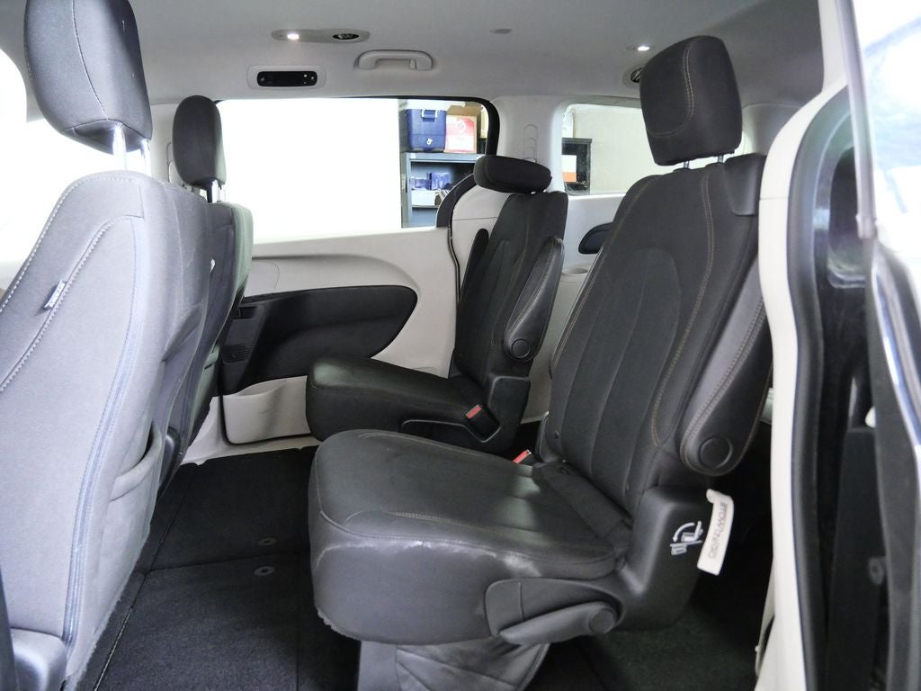 2018 Chrysler Pacifica Touring