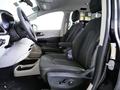 2018 Chrysler Pacifica Touring