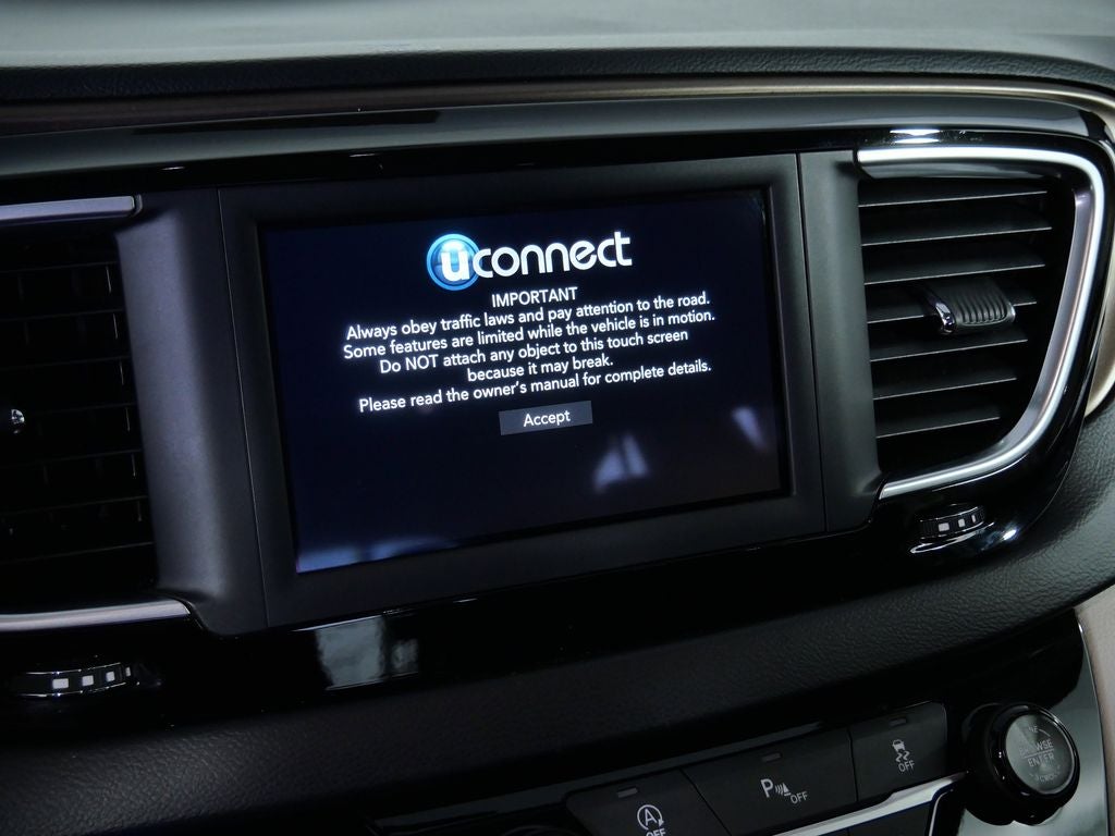 2018 Chrysler Pacifica Touring