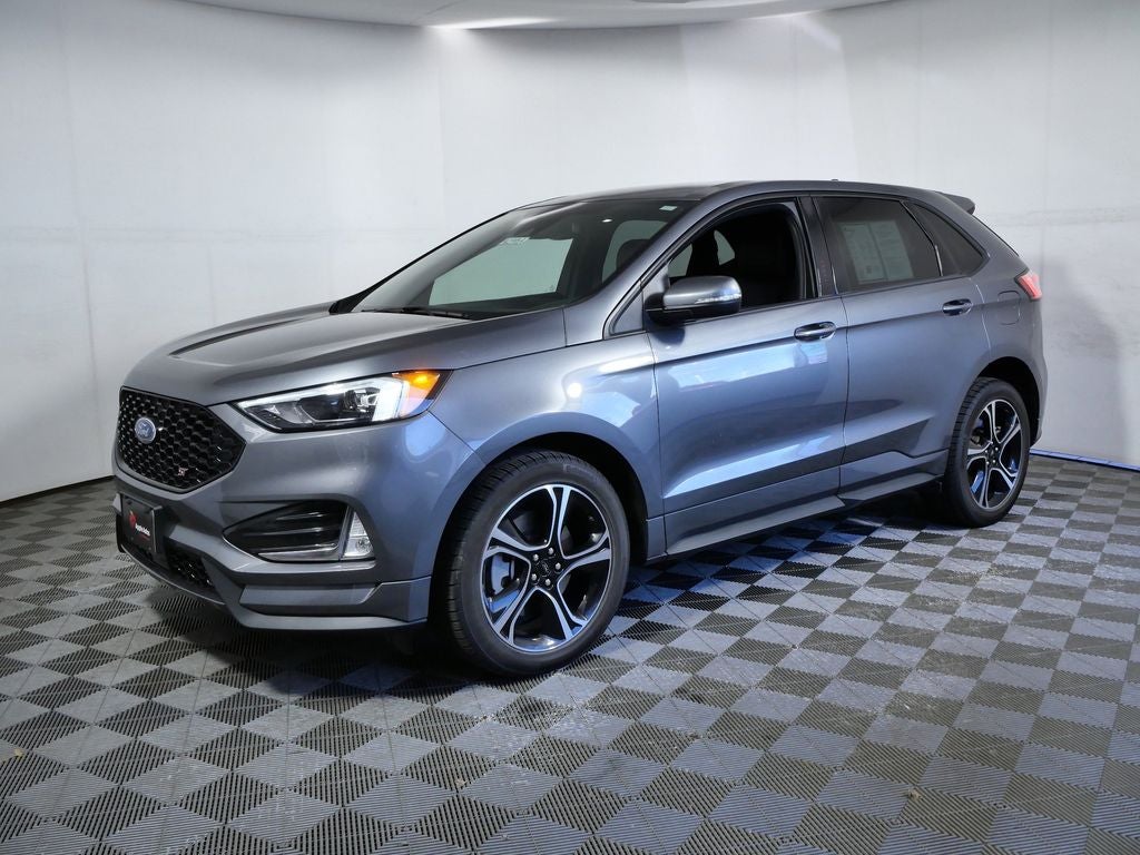 2022 Ford Edge ST