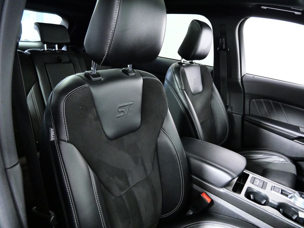 2021 Ford Edge ST