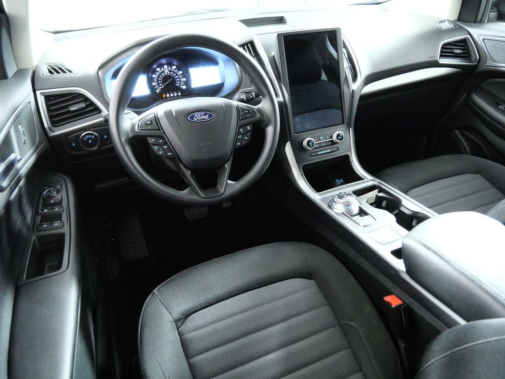2023 Ford Edge SE