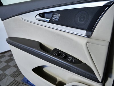 2020 Lincoln Nautilus Standard