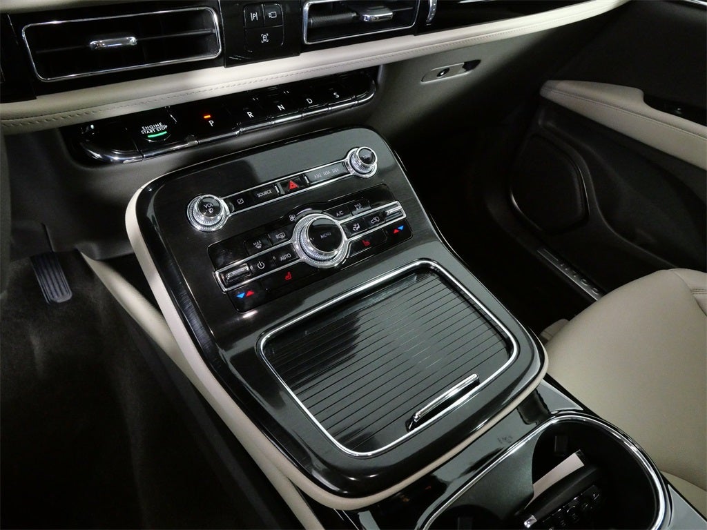 2023 Lincoln Nautilus Standard