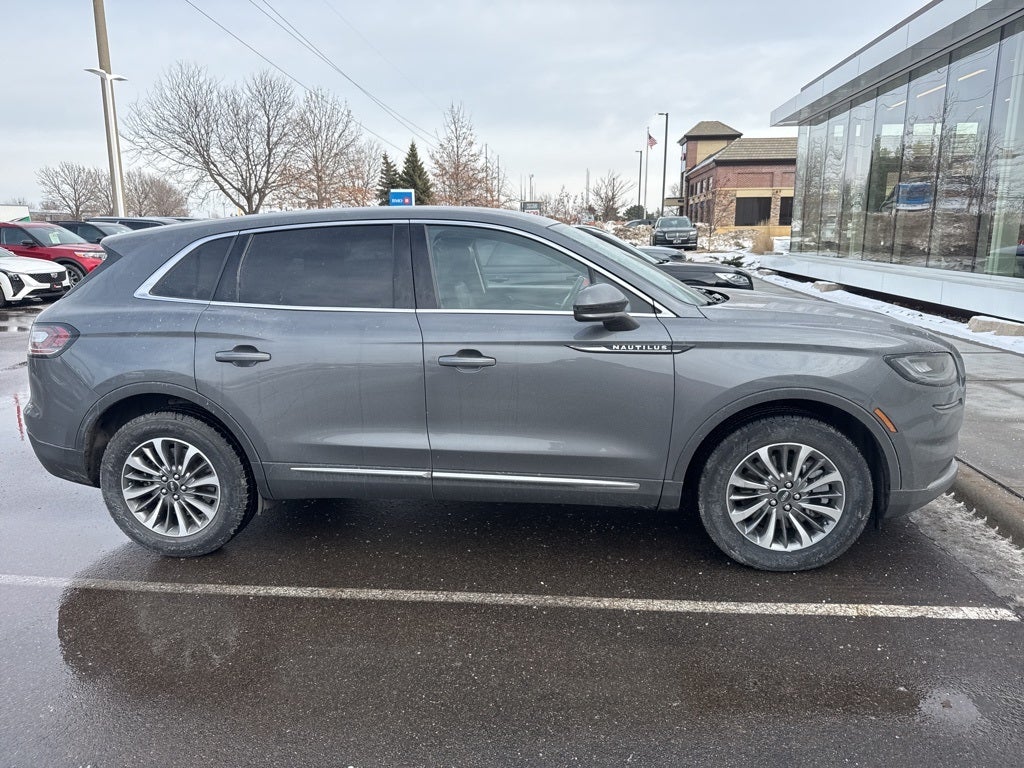2022 Lincoln Nautilus Standard 100A