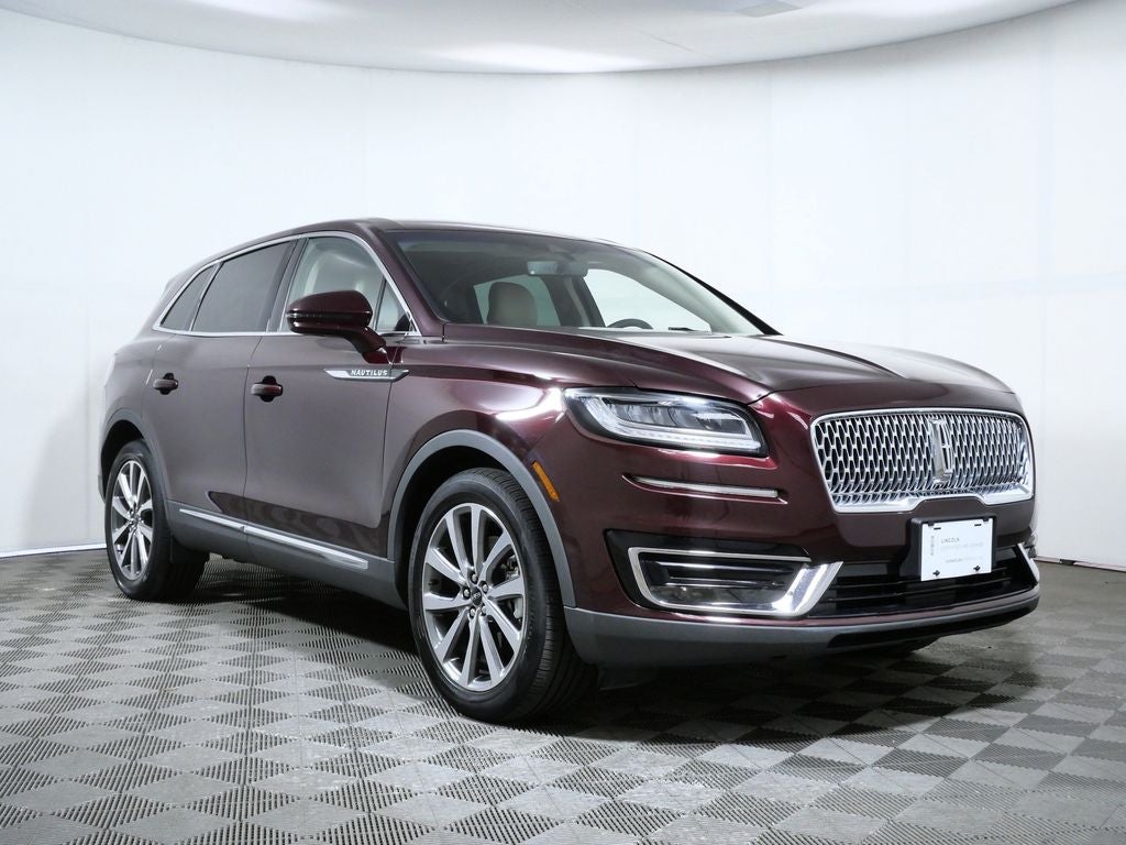 2019 Lincoln Nautilus Select