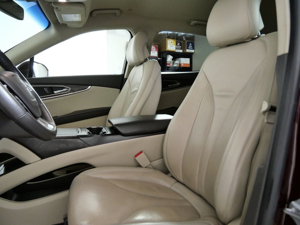 2019 Lincoln Nautilus Select