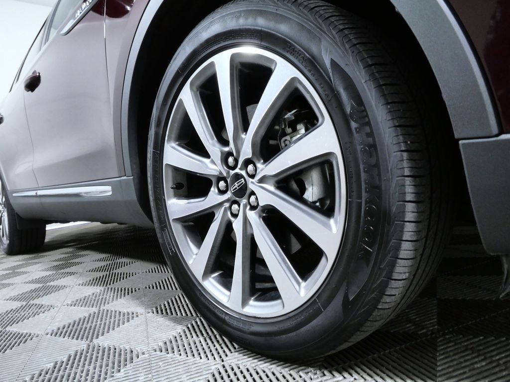 2019 Lincoln Nautilus Select