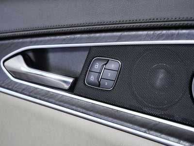 2019 Lincoln Nautilus Select