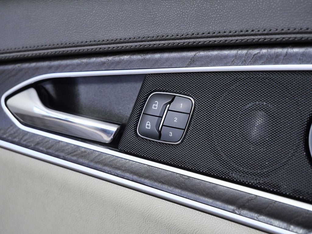 2019 Lincoln Nautilus Select