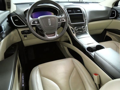 2019 Lincoln Nautilus Select