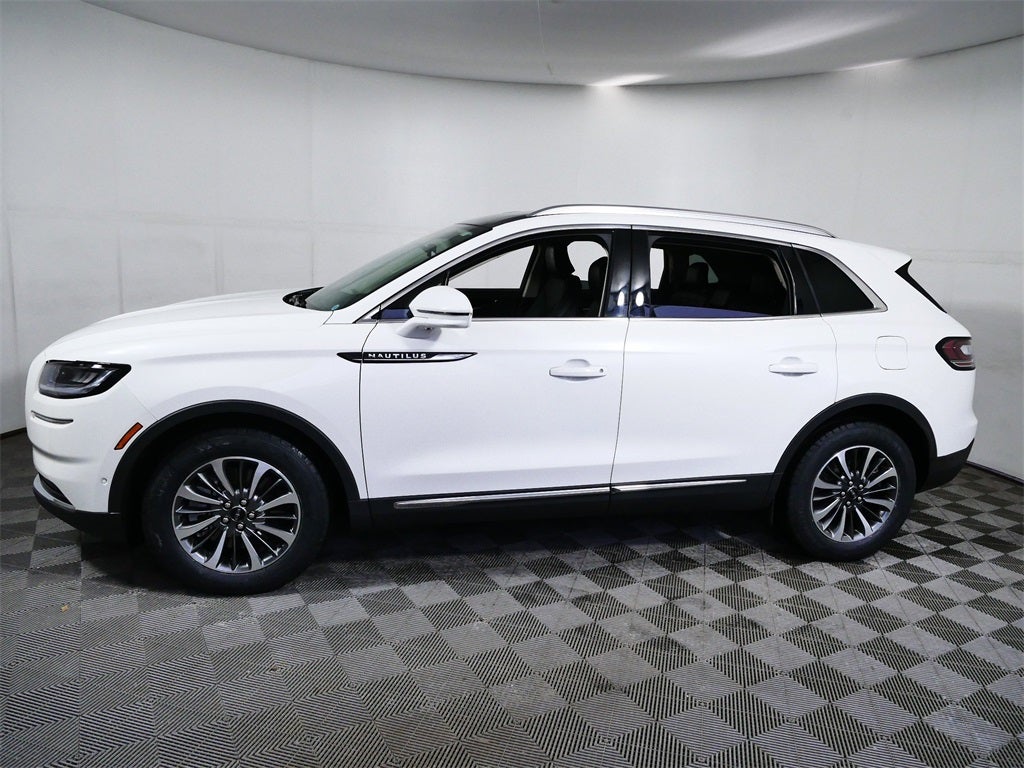 2022 Lincoln Nautilus Reserve