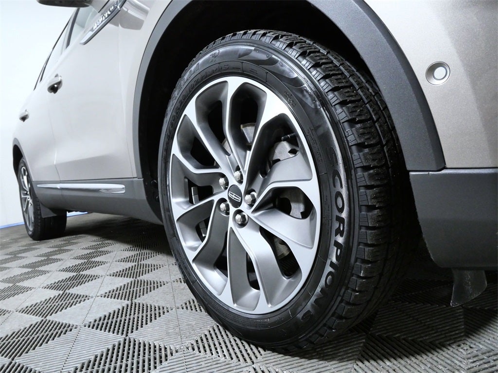 2021 Lincoln Nautilus Reserve