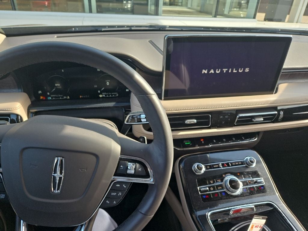 2023 Lincoln Nautilus Reserve