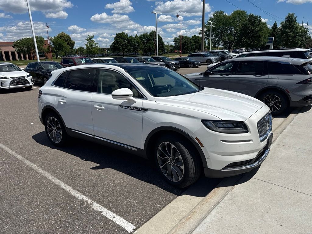 2022 Lincoln Nautilus Reserve
