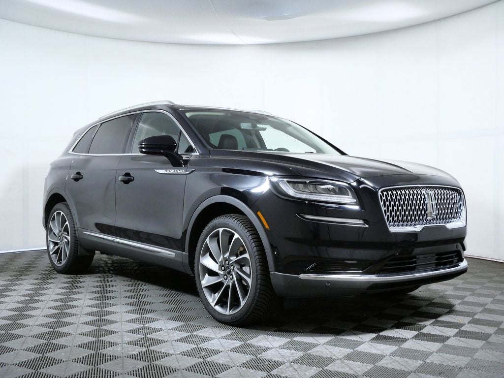 2022 Lincoln Nautilus Reserve