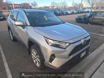 2025 Toyota RAV4 XLE Premium