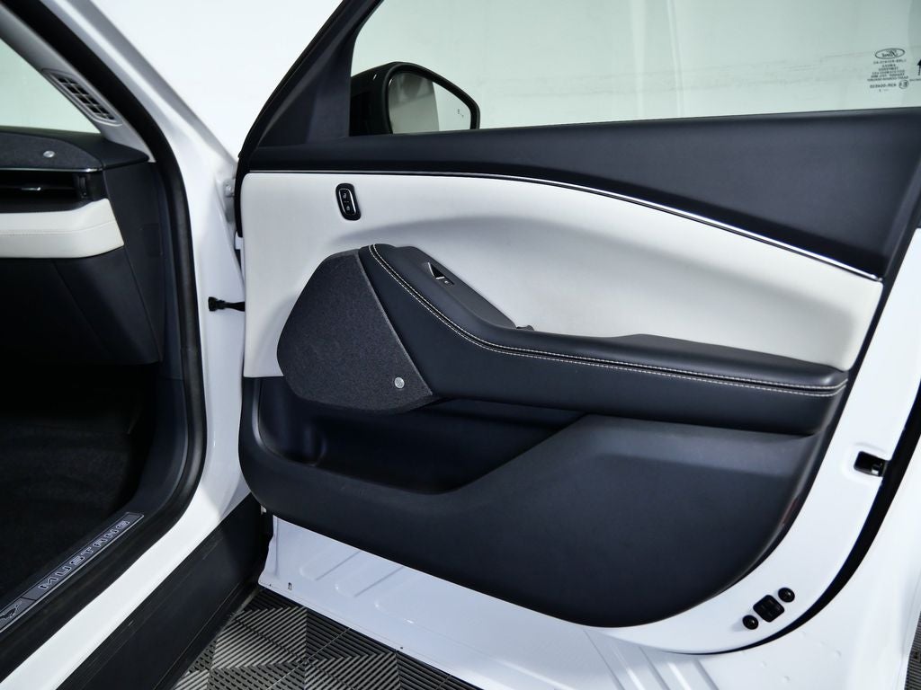 2022 Ford Mustang Mach-E Premium