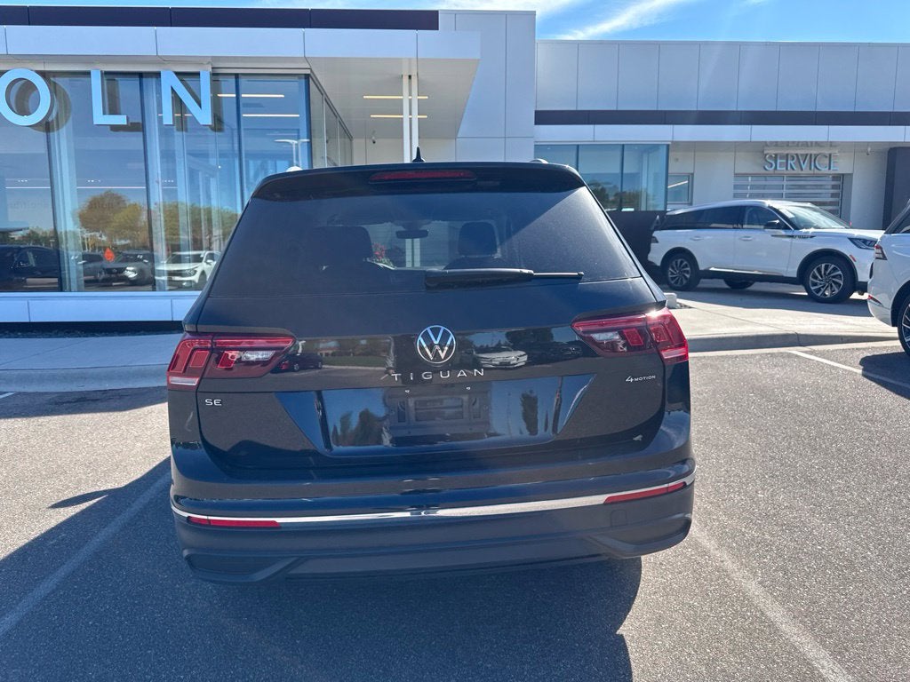 2024 Volkswagen Tiguan 2.0T SE