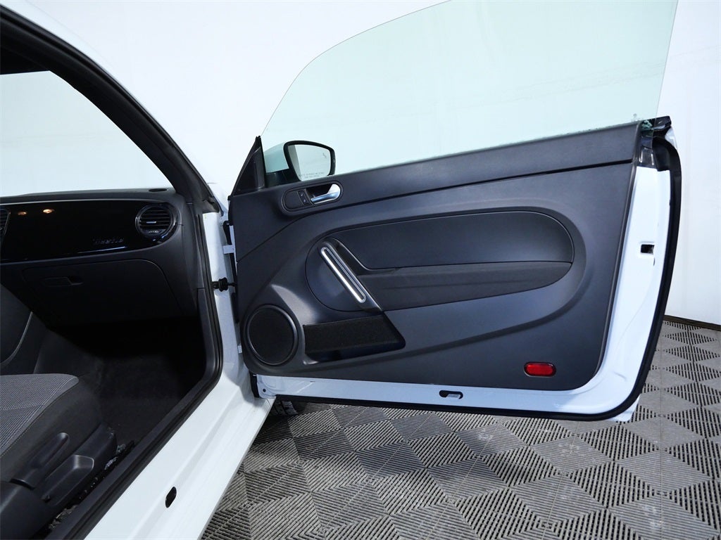 2019 Volkswagen Beetle 2.0T S