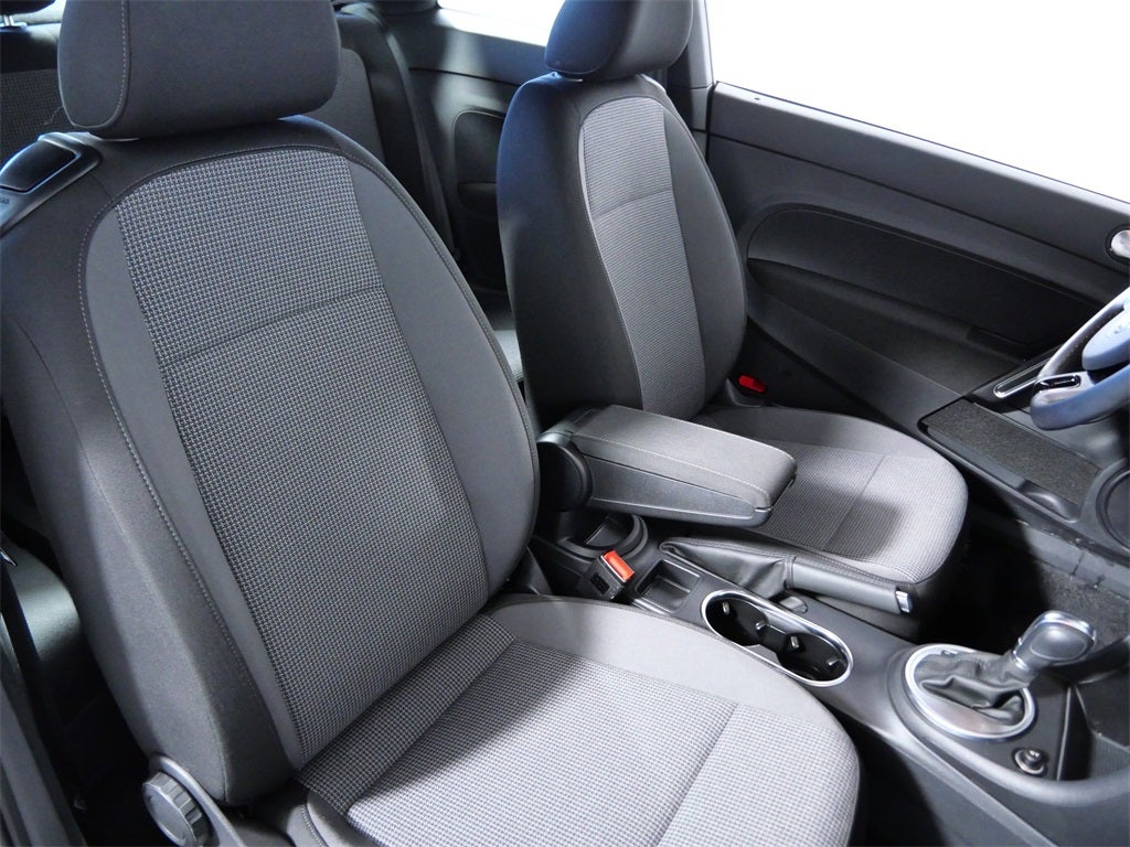 2019 Volkswagen Beetle 2.0T S