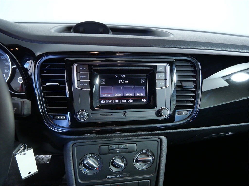 2019 Volkswagen Beetle 2.0T S