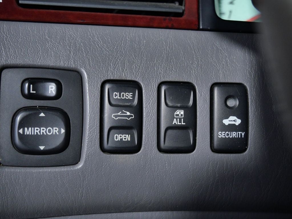 2004 Toyota Camry Solara SLE