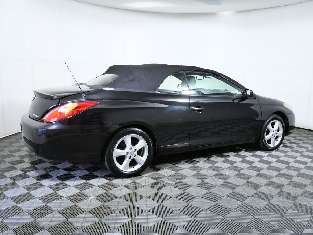 2004 Toyota Camry Solara SLE
